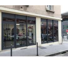 Pompes Funebres Bouttier Vitrine.JPG